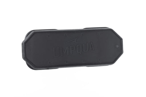 Black Umpqua Link HatchPad Fly Dock Double showing the textured edge-to-edge magnetic face and debossed brand logo.