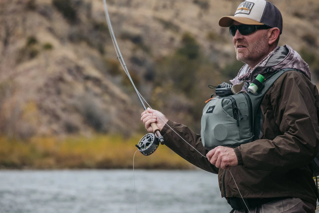 Umpqua SwiftLink Overlook Chest Sage