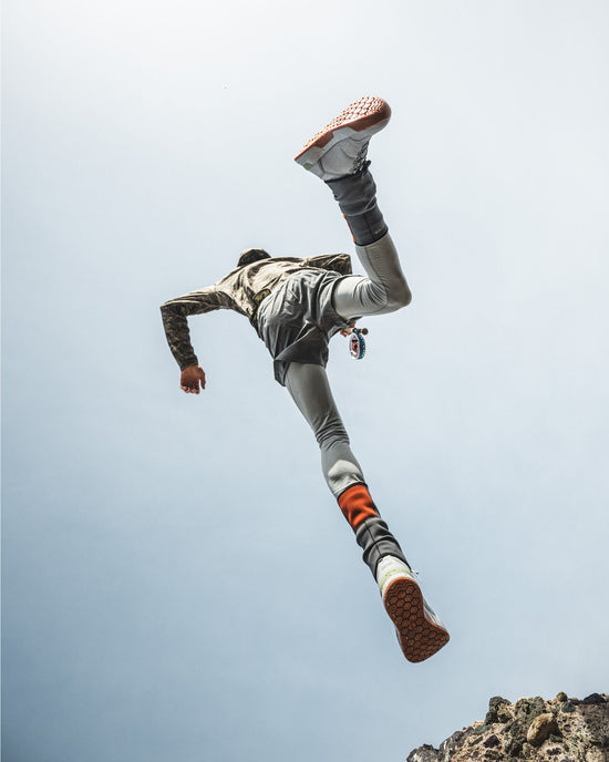 Simms Men's Flats Sneaker Cinder