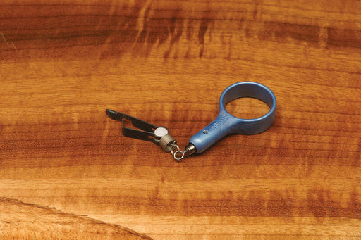 Stonfo short spring hackle plier with blue finger ring handle for fly tying
