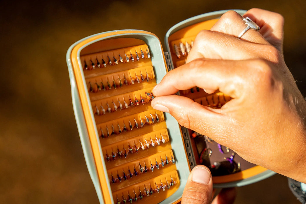 Fishpond Pescador Magpad - Small Smoke Grey